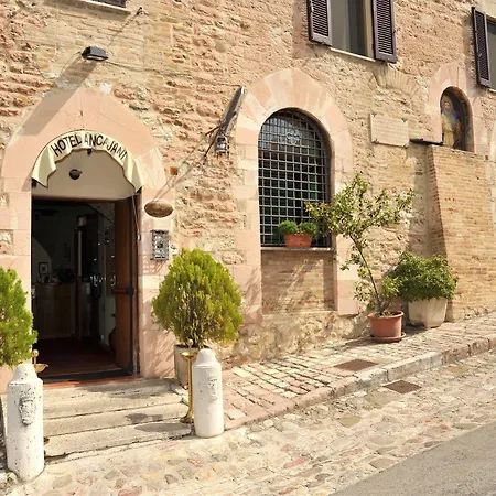 Ancajani 3*